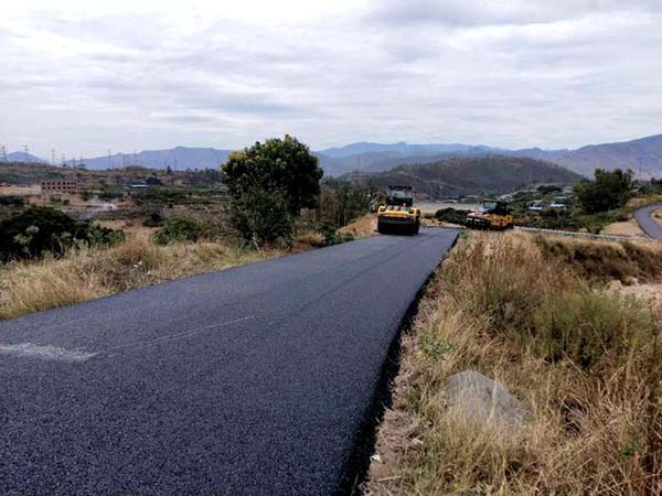 攀枝花新建森林防火通道